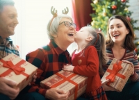 Holiday Visits with Aging Parent May Indicate Need for Assisted Living Care